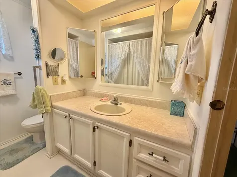100 Marigold Street Leesburg FL 34748