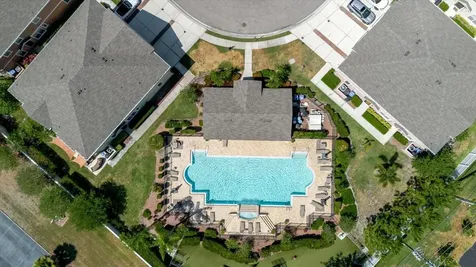 602 51st Avenue N St Petersburg FL 33703