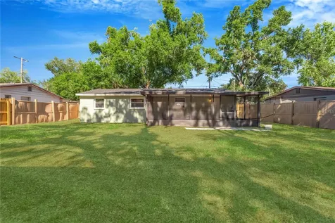 3820 Beechwood Boulevard Tampa FL 33619