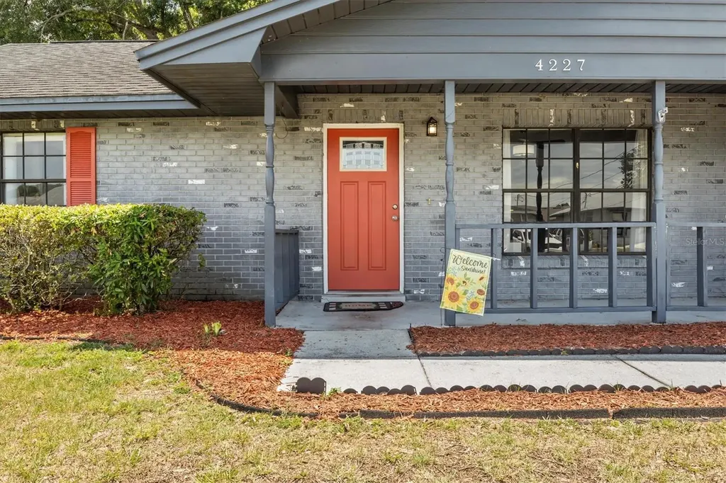 4227 Sunny Land Drive Lakeland FL 33813
