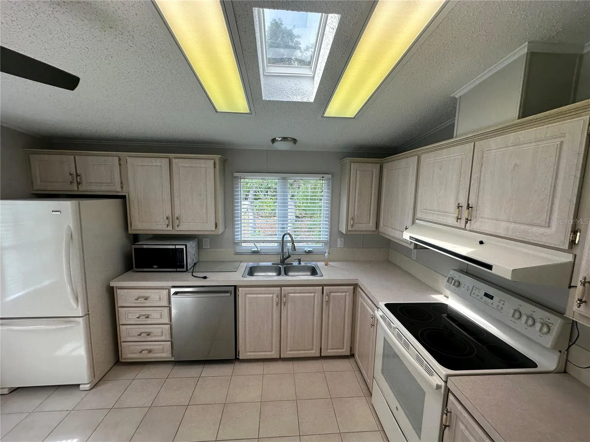 8040 Cessna Drive Spring Hill FL 34606