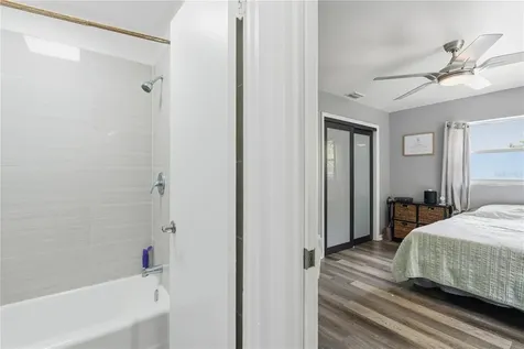 1609 Clearview Avenue Clearwater FL 33756