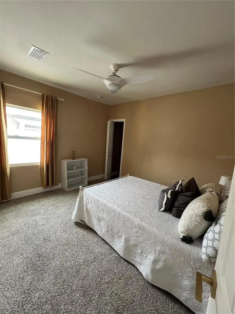 3859 9th Avenue S St Petersburg FL 33711