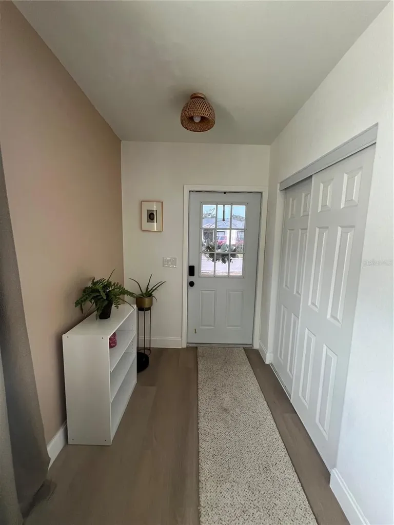 3859 9th Avenue S St Petersburg FL 33711