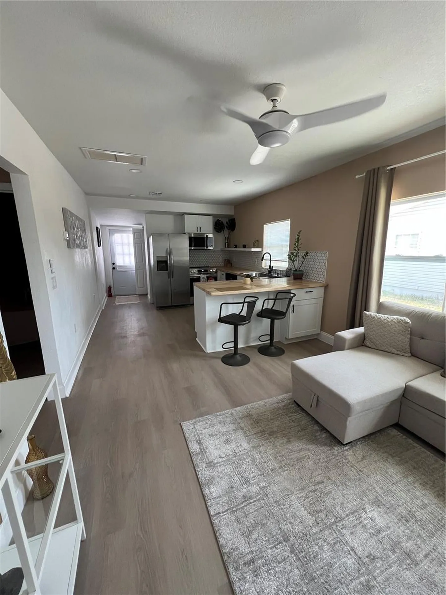3859 9th Avenue S St Petersburg FL 33711