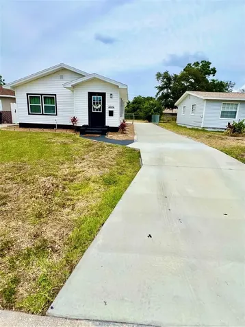 3859 9th Avenue S St Petersburg FL 33711