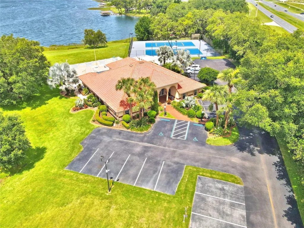 142 Morning Glory Circle Winter Haven FL 33884