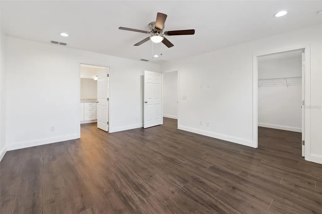 1111/1113 Jewel Avenue Lakeland FL 33805
