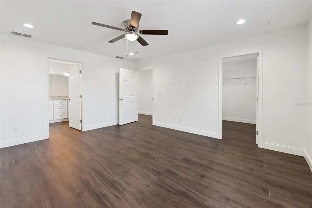 1111/1113 Jewel Avenue Lakeland FL 33805