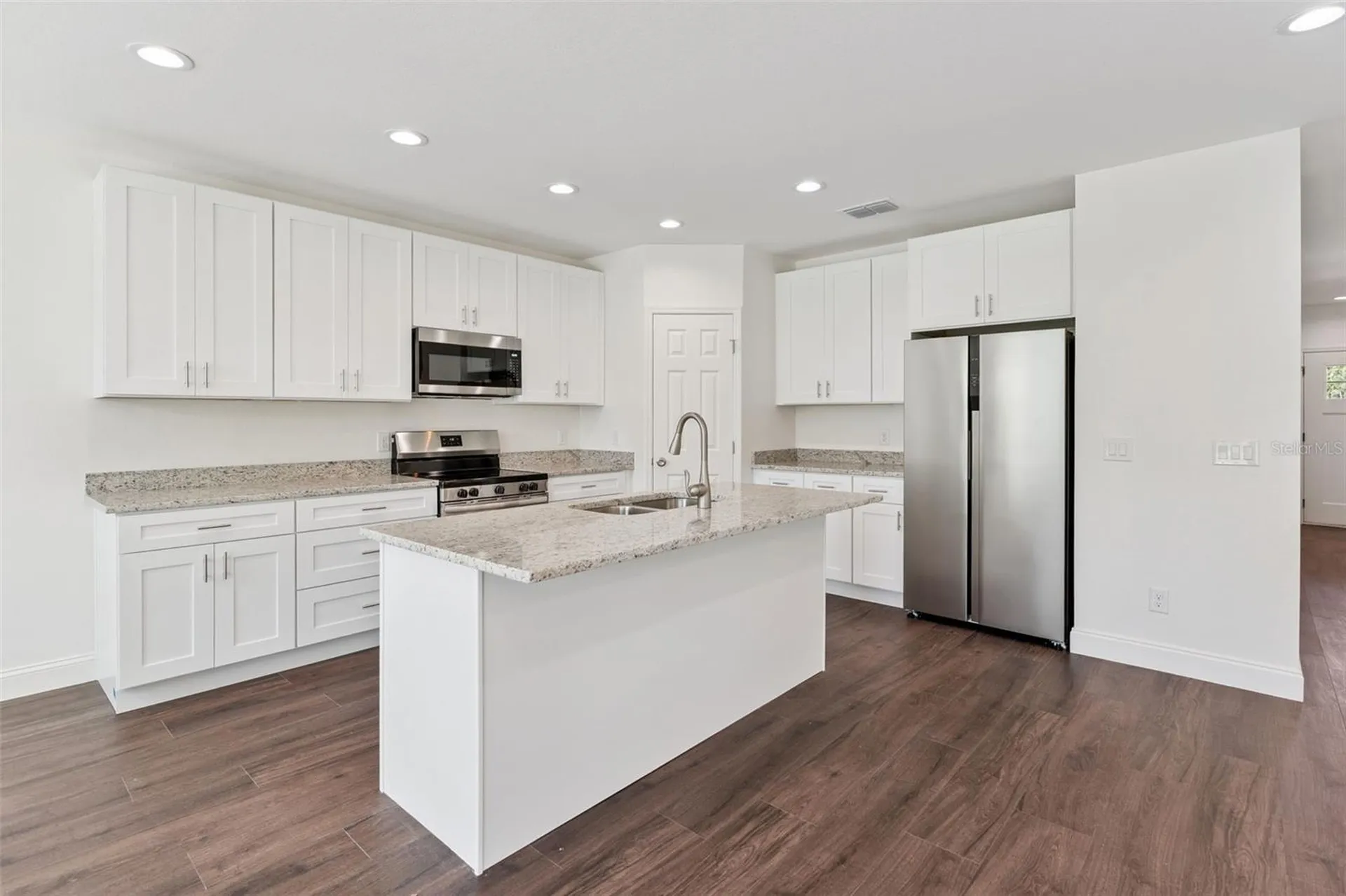 1111/1113 Jewel Avenue Lakeland FL 33805