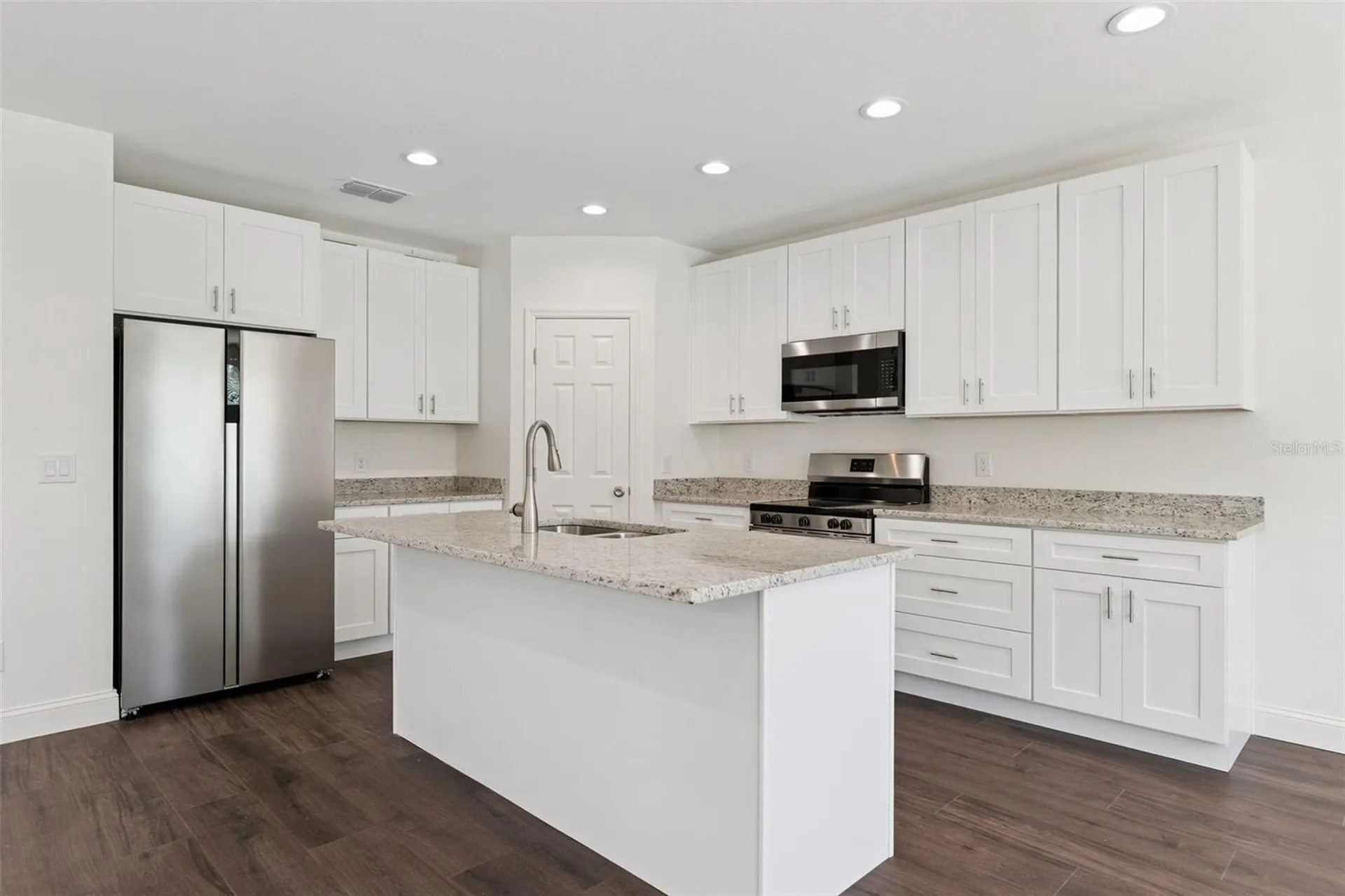 1111/1113 Jewel Avenue Lakeland FL 33805