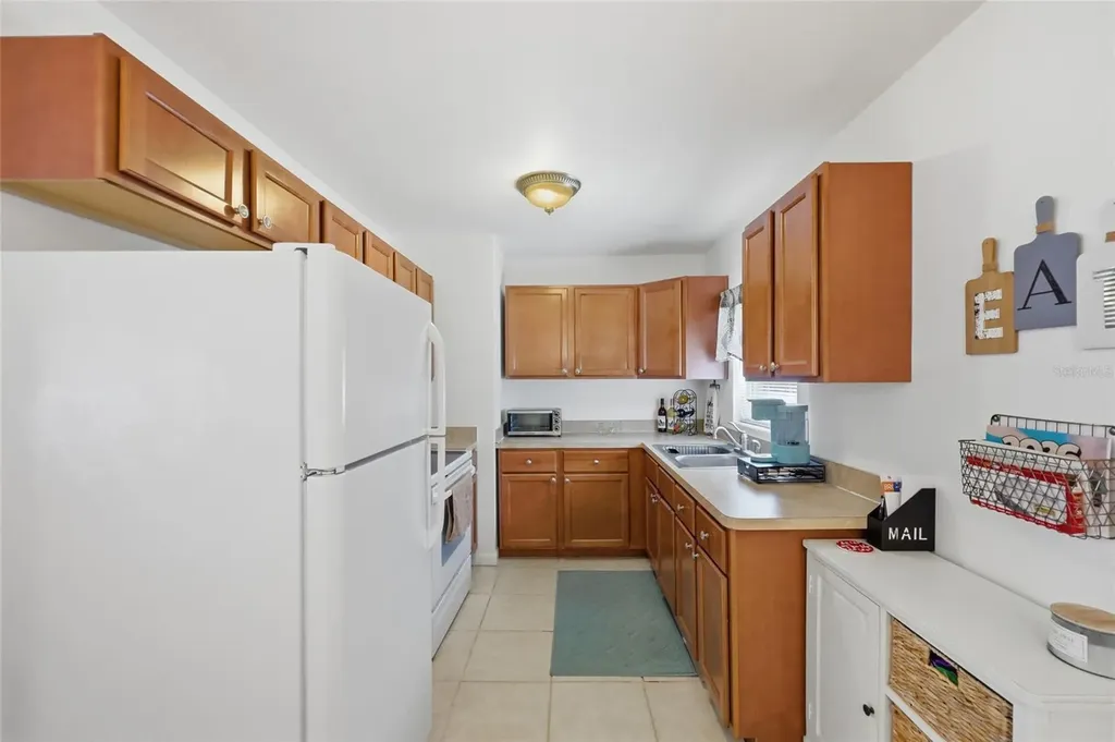 516 Land O Lakes Court Deland FL 32724