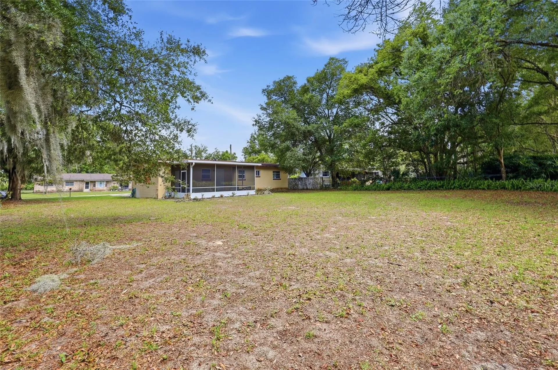 516 Land O Lakes Court Deland FL 32724