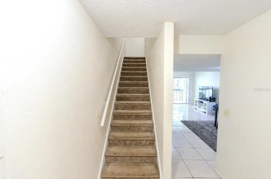 4267 S Semoran Boulevard Orlando FL 32822