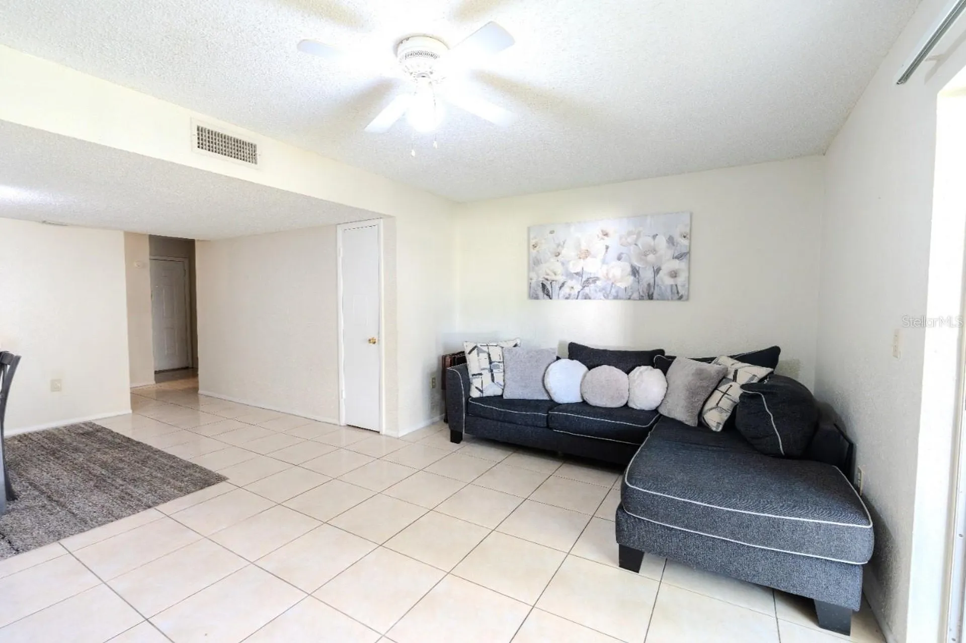 4267 S Semoran Boulevard Orlando FL 32822