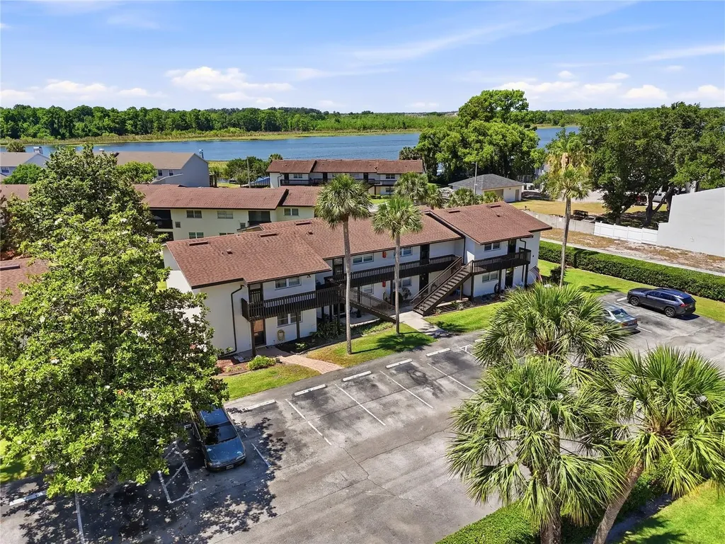 900 Avenue Z SE Winter Haven FL 33880