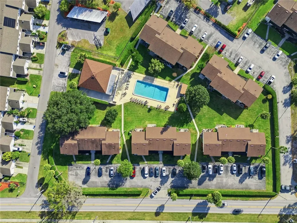 900 Avenue Z SE Winter Haven FL 33880