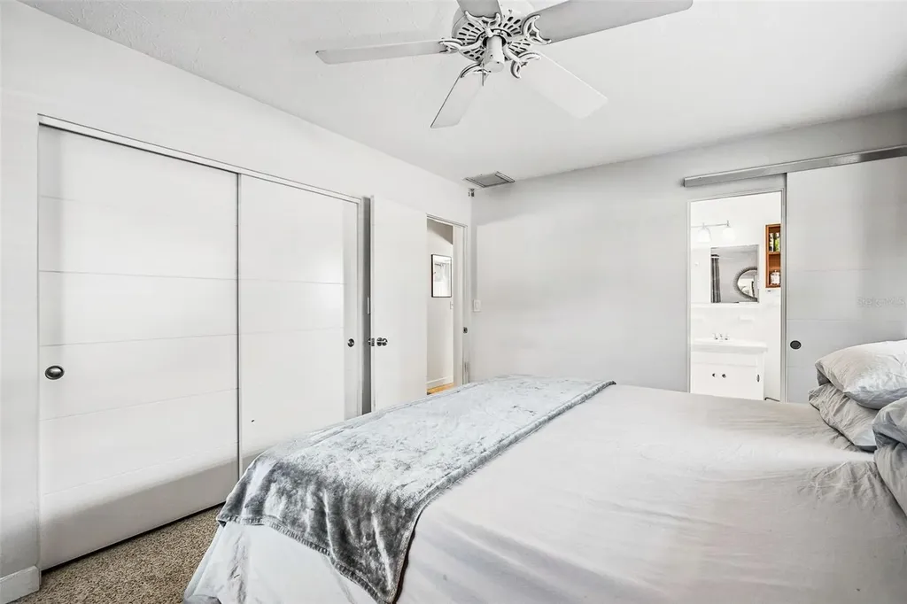 2747 Jefferson Circle Sarasota FL 34239