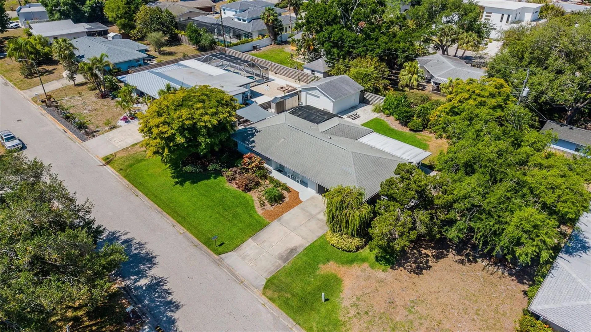 2747 Jefferson Circle Sarasota FL 34239