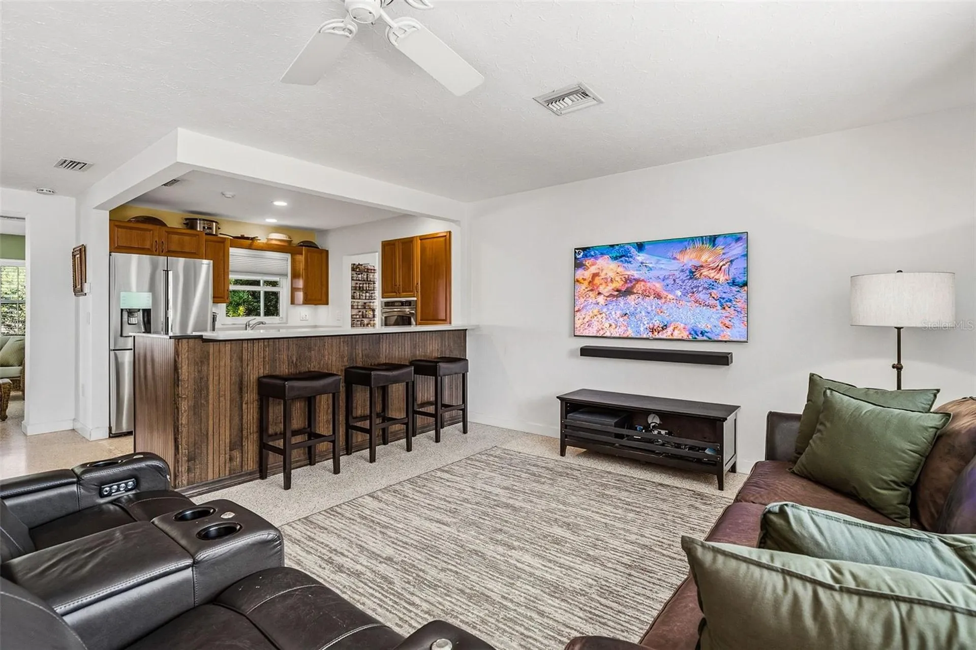2747 Jefferson Circle Sarasota FL 34239