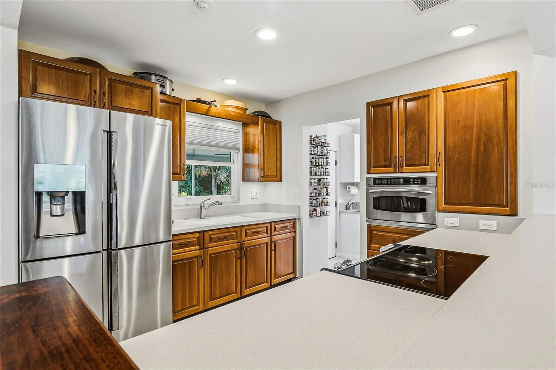 2747 Jefferson Circle Sarasota FL 34239