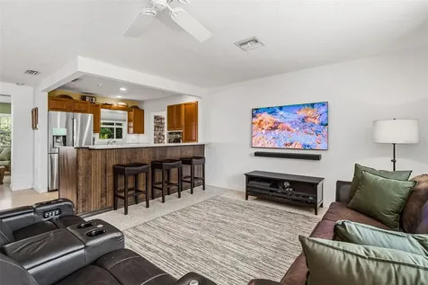 2747 Jefferson Circle Sarasota FL 34239