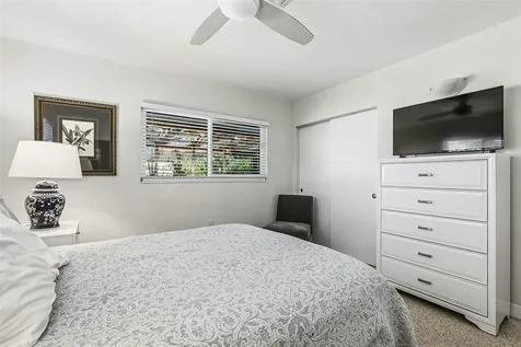 2747 Jefferson Circle Sarasota FL 34239