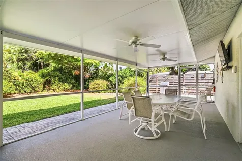 2747 Jefferson Circle Sarasota FL 34239