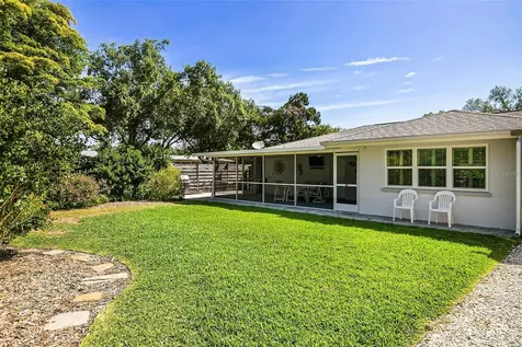 2747 Jefferson Circle Sarasota FL 34239