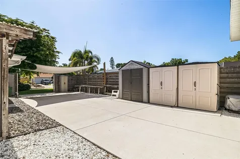2747 Jefferson Circle Sarasota FL 34239