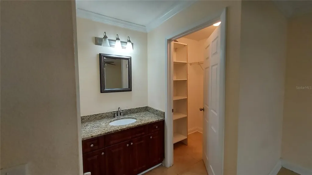 455 Alt 19 S Palm Harbor FL 34683