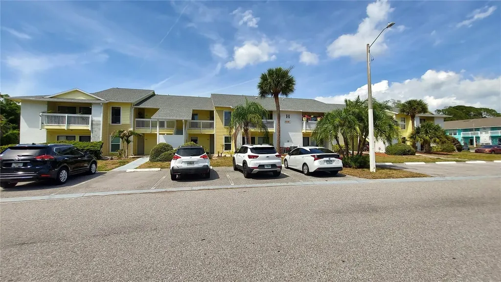 455 Alt 19 S Palm Harbor FL 34683
