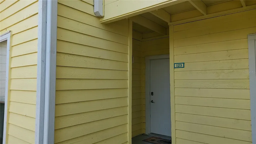 455 Alt 19 S Palm Harbor FL 34683
