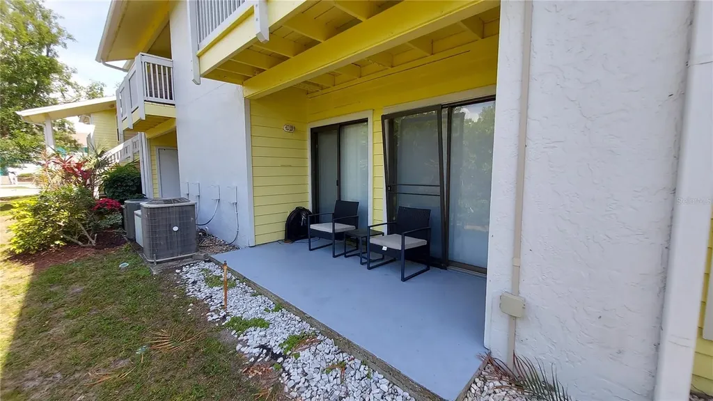 455 Alt 19 S Palm Harbor FL 34683