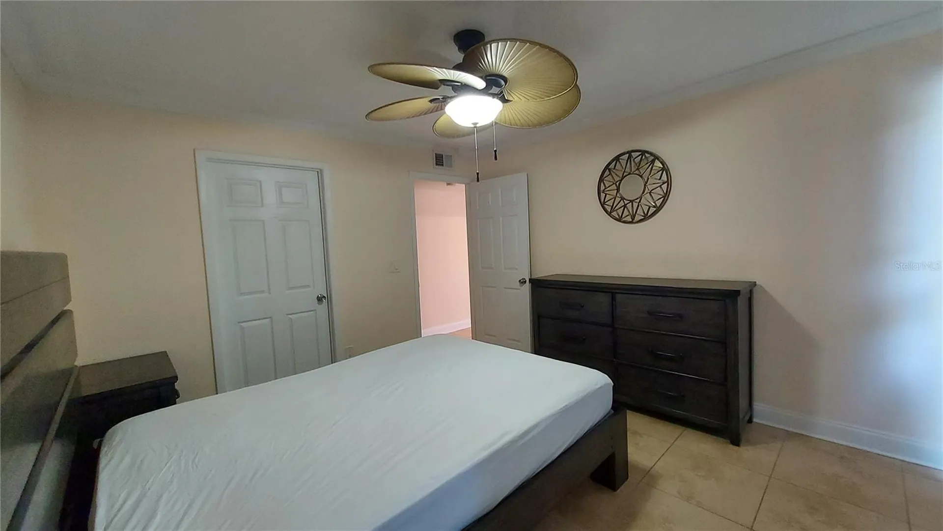 455 Alt 19 S Palm Harbor FL 34683