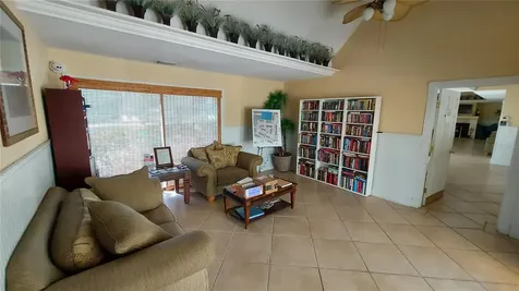 455 Alt 19 S Palm Harbor FL 34683