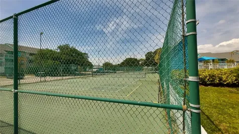 455 Alt 19 S Palm Harbor FL 34683