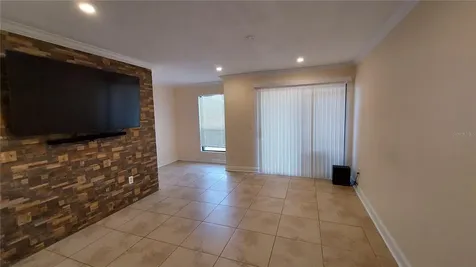455 Alt 19 S Palm Harbor FL 34683