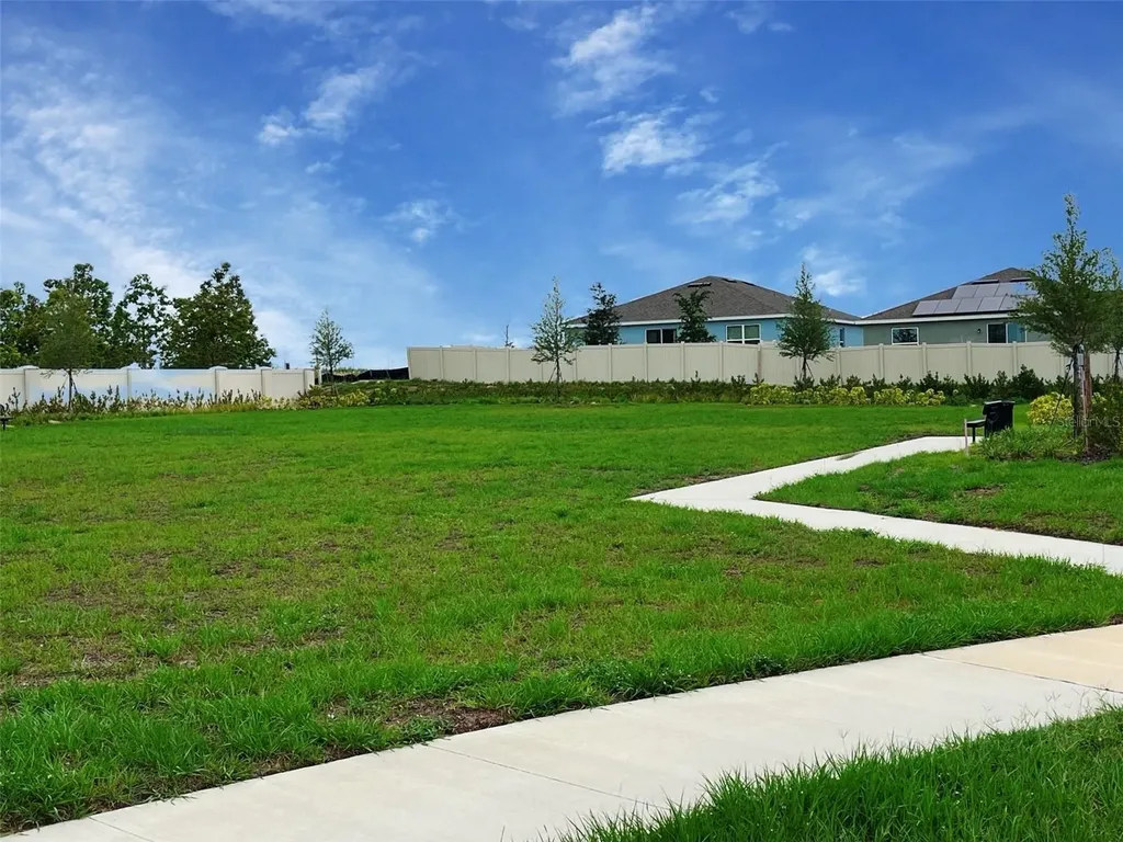 437 Marion Loop Haines City FL 33844