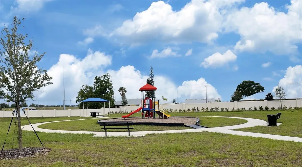 437 Marion Loop Haines City FL 33844