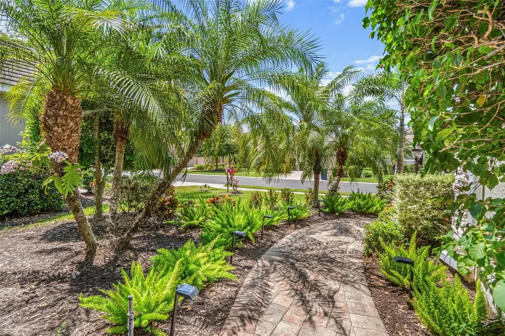 12037 Thornhill Court Lakewood Ranch FL 34202