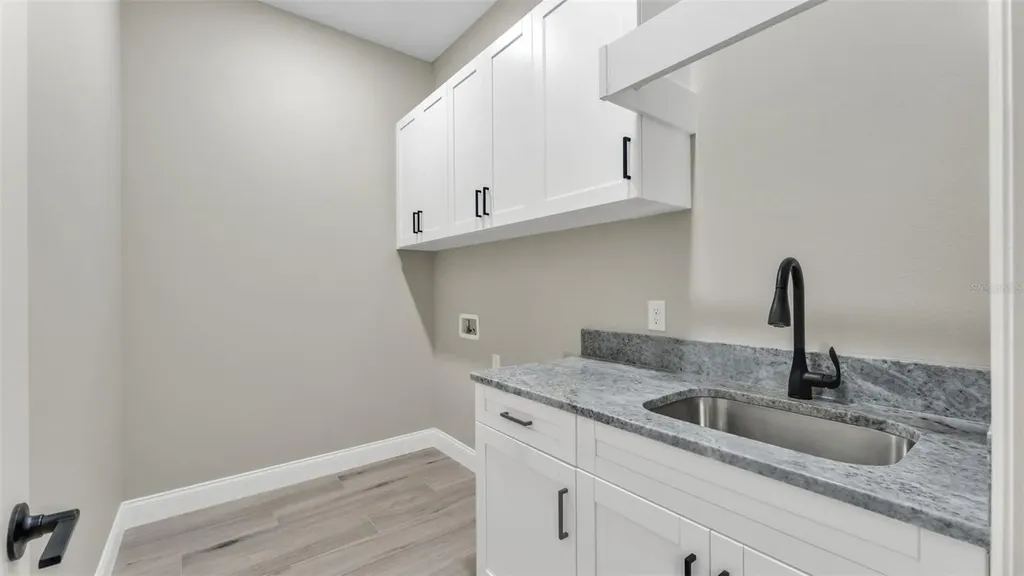 6827 Lakeland Highlands Road Lakeland FL 33813