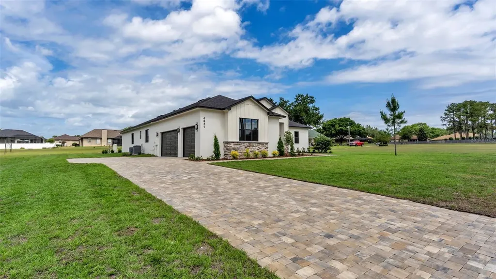 6827 Lakeland Highlands Road Lakeland FL 33813