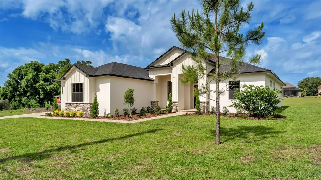 6827 Lakeland Highlands Road Lakeland FL 33813