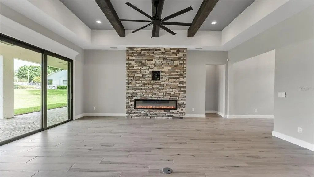 6827 Lakeland Highlands Road Lakeland FL 33813