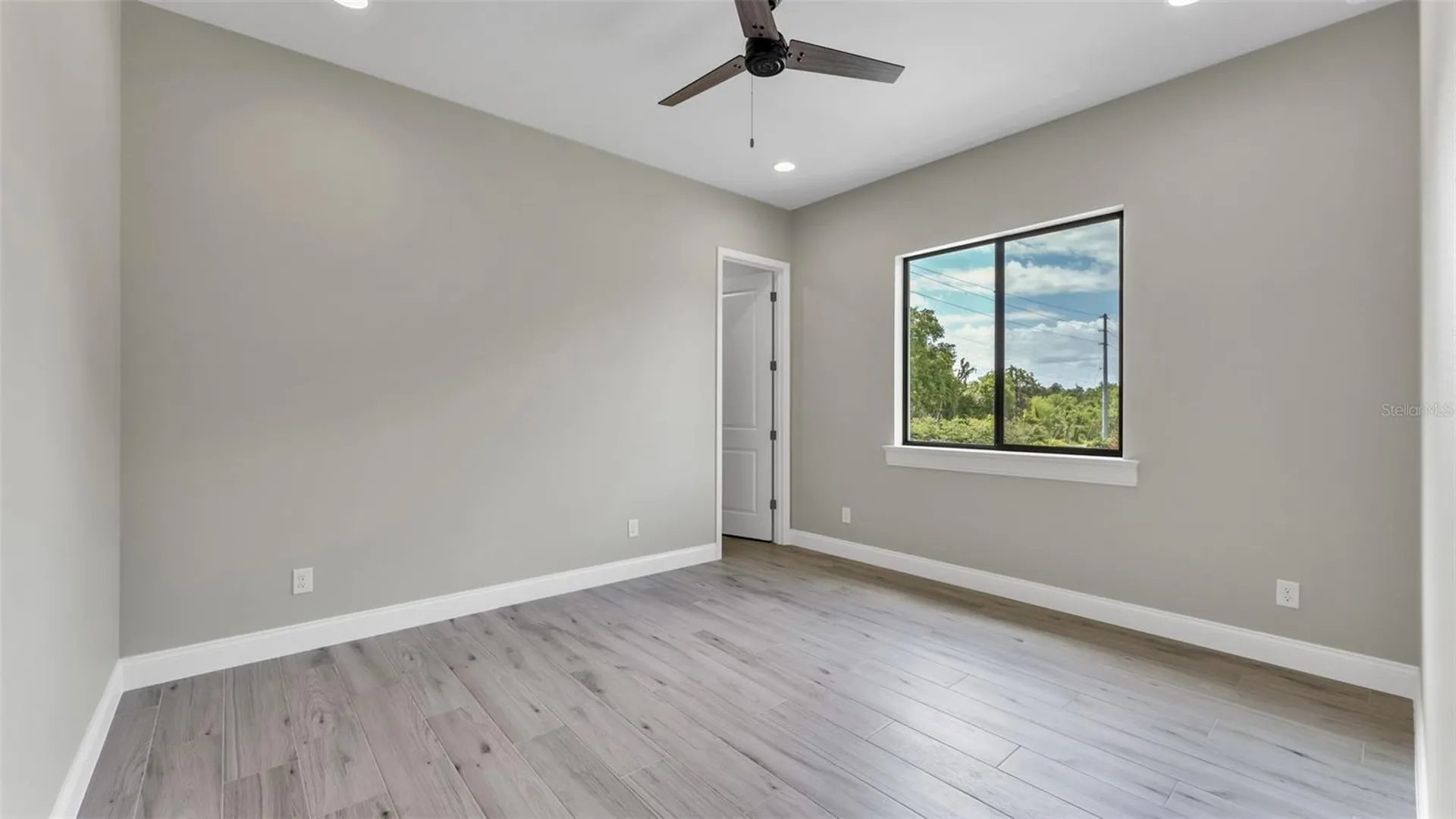 6827 Lakeland Highlands Road Lakeland FL 33813