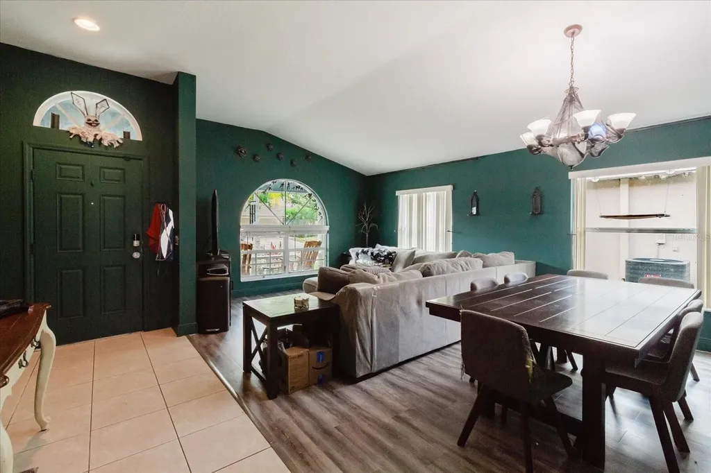 9817 White Barn Way Riverview FL 33569
