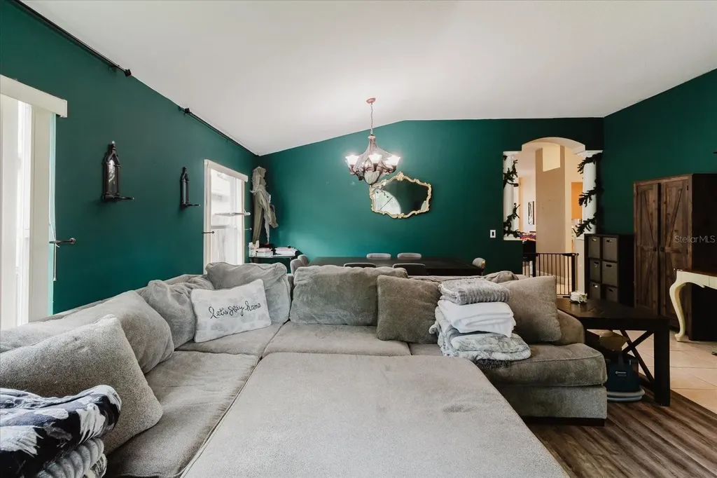 9817 White Barn Way Riverview FL 33569