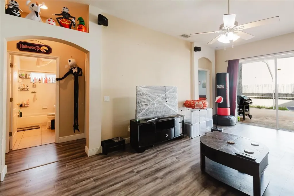 9817 White Barn Way Riverview FL 33569