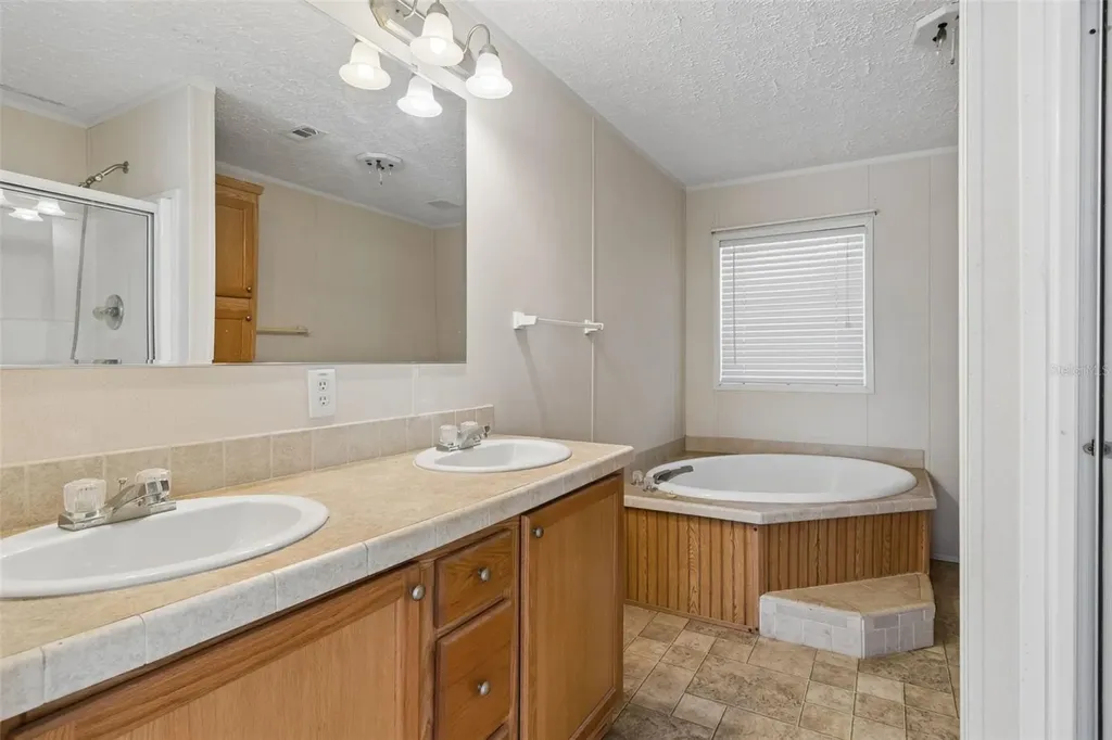 6735 Ravenwood Street Wesley Chapel FL 33544